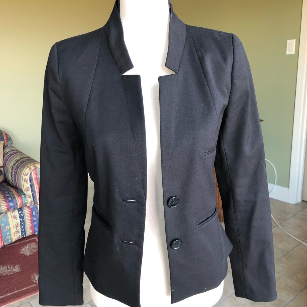 H&M black blazer - Picture 2 of 4